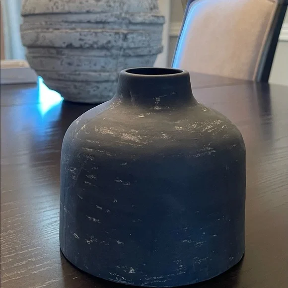 4” Distressed ceramic bud vase dark gray Hearth & Hand with Magnolia - Picture 3 of 4